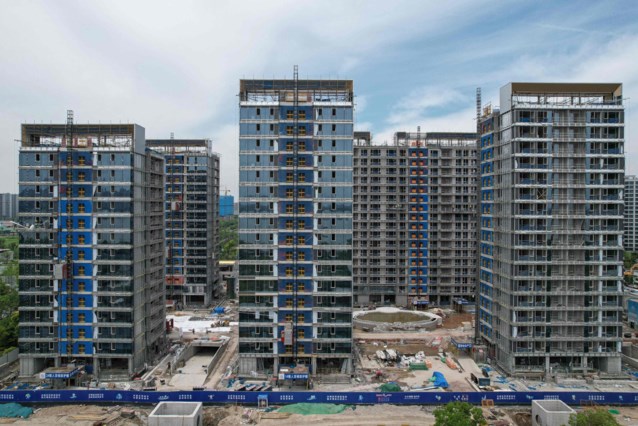 The Chinese government implements plans to boost the real estate market