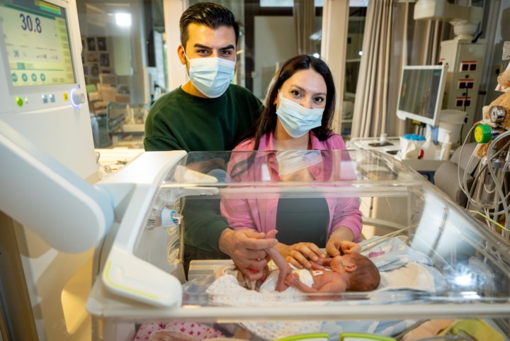 “Ze woog maar 720 gram”: Elya werd te vroeg geboren door zwangerschapsvergiftiging