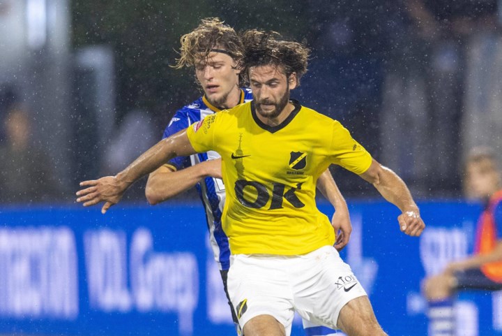 “Denk dat wij ons moeten excuseren voor de eerste 38 wedstrijden”: scorende Jan Van den Bergh staat met NAC Breda na ruime zege dicht bij Eredivisie