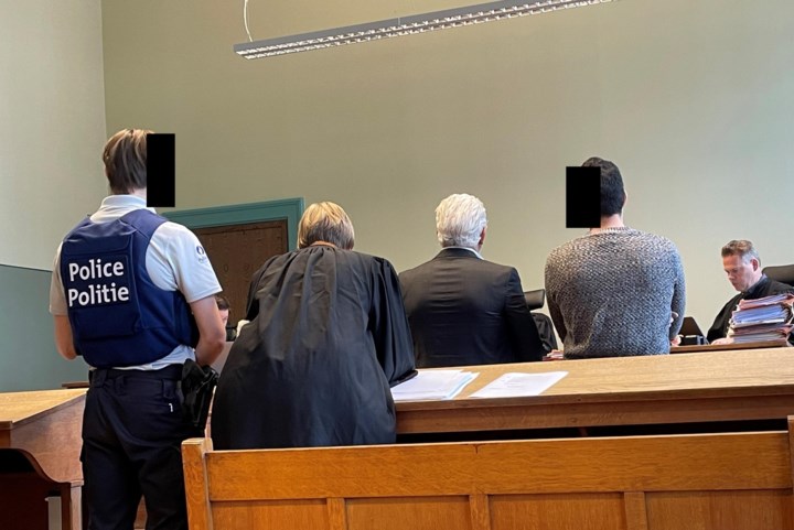 Twee mannen voor rechter nadat ze café-uitbater beroofden en knevelden met plasticzak over het hoofd: “Het leek op een scène uit een film”