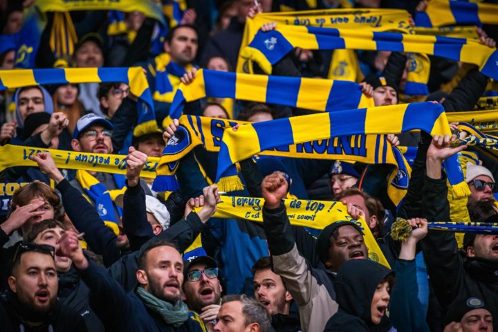 Fans Union regelen in 90 minuten cashflowprobleem van de club door in te tekenen op “emotielening”