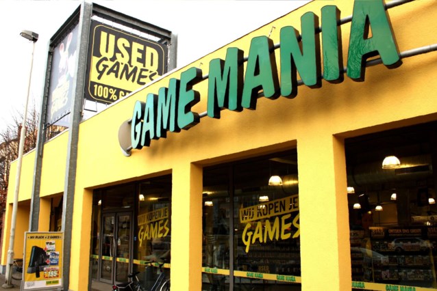 Game Mania asks for and is granted protection from creditors; seeks a buyer
