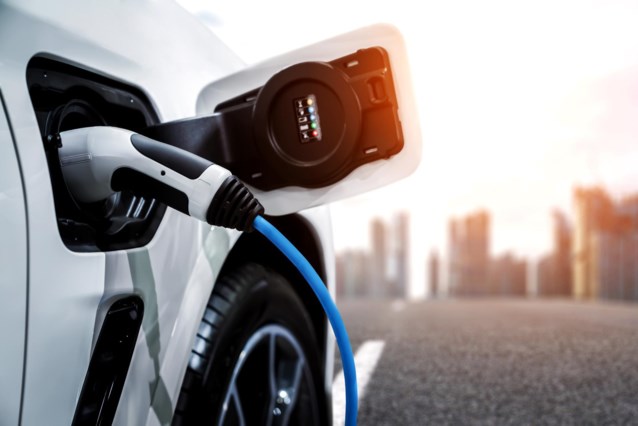 The market share of electric cars in Europe is decreasing