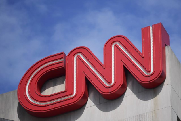 CNN cuts a whole lot of jobs and introduces a paywall