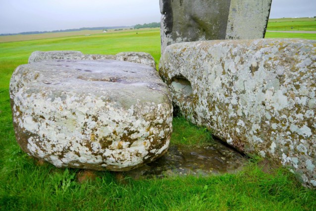 Research sheds new light on altar stone at Stongehenge