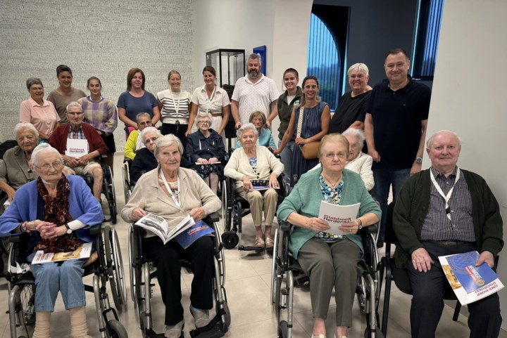 Bewoners Den Boomgaard verkennen nieuw gemeentehuis