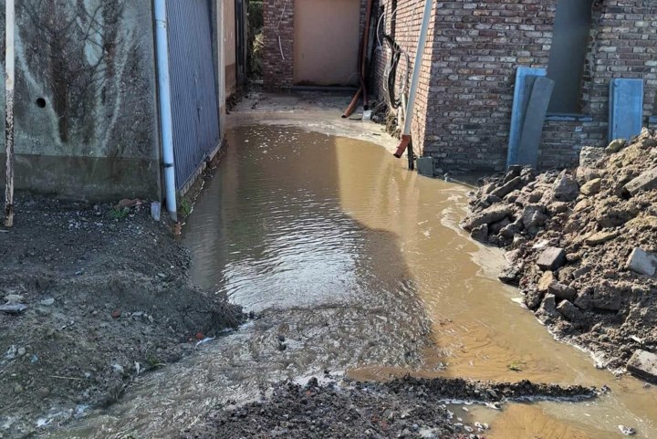 Groot waterlek in Hoeleden zet heel wat mensen zonder water, ook in Glabbeek