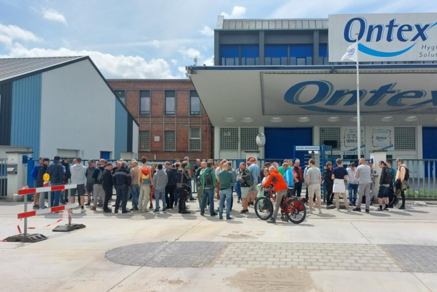 Ontex factory staff in Eeklo reject social agreement on closure (Eeklo)