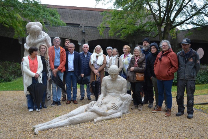 Monument voor coronaslachtoffers  ingehuldigd: “Herinnering aan moeilijke tijd die we doormaakten”