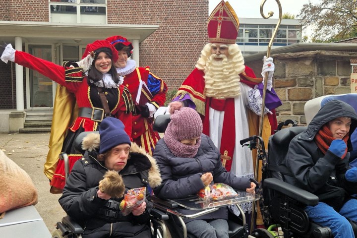 De Sint doet zijn intrede in de suikerstad