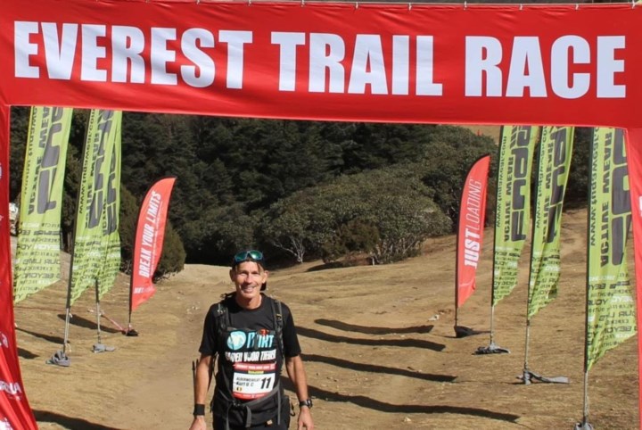 Kurt Alderweireldt finisht als zesde op trailrun van meer dan 24 uur op en rond de Mount Everest