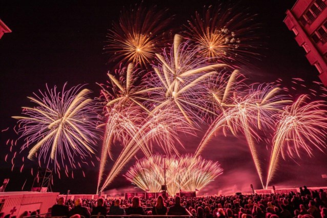 KAART. Zelf vuurwerk afschieten tijdens oudejaarsnacht? Ontdek hier waar in West-Vlaanderen het wel en niet mag