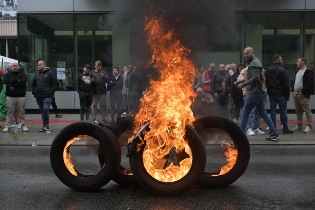 Audi offers severance pay of up to 400,000 euros for employees of Brussels factory with 30 years of seniority (Brussels)