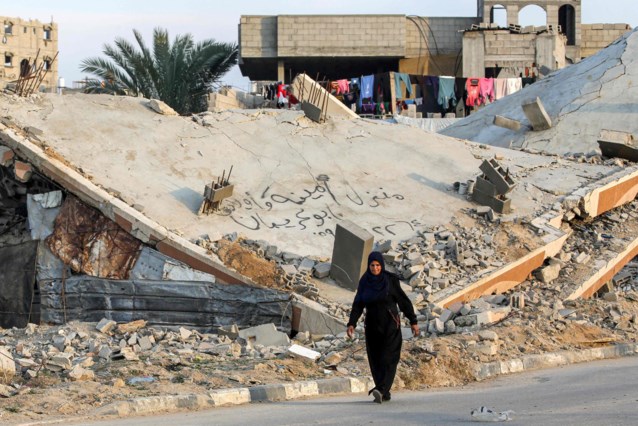 Gaza residents fearfully counting down to ceasefire: “The clock is ticking slower than ever”