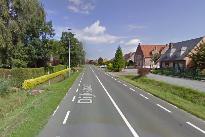 Inbrekers doorzoeken woning in de Dijkstraat