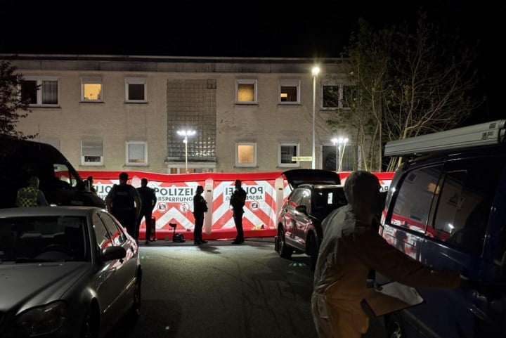 Duitse politie houdt klopjacht op daders van schietpartij in Hessen