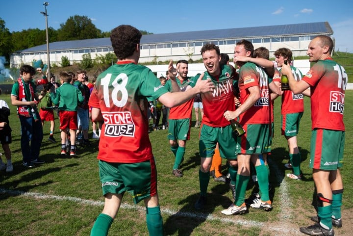 VZ Glabbeek al na één seizoen als kampioen terug naar derde provinciale: “Goed dat we de eindronde ontlopen”