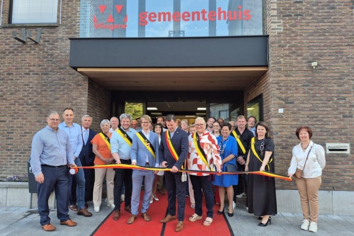 Gemeentehuis Wingene officieel heropend na grondige renovatiewerken