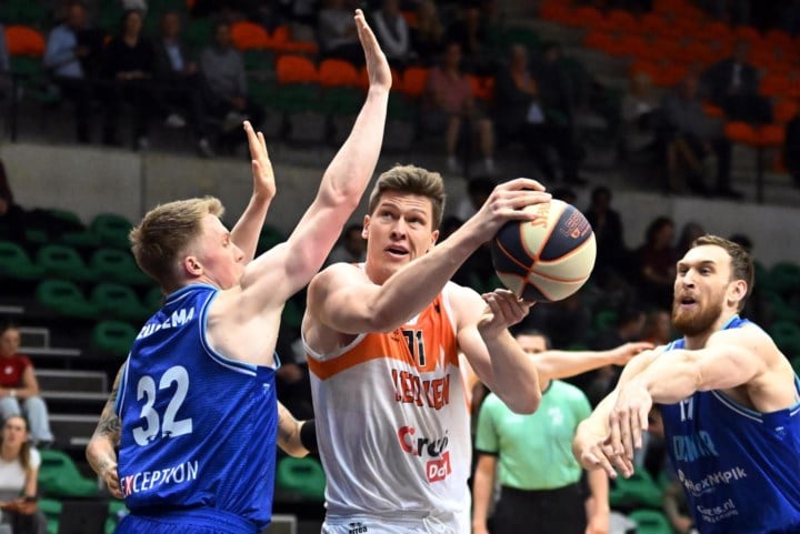 Leuven Bears boekt zevende zege op rij tegen Donar Groningen: “Het was moeilijk, maar vooral heel belangrijk”