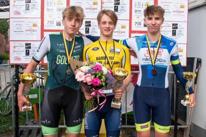 Tuur Brutsaert wint provinciale titel, Mauro Dierickx viert bij tweedejaars: “De ploegmaats hebben mij een perfecte lead-out gegeven”