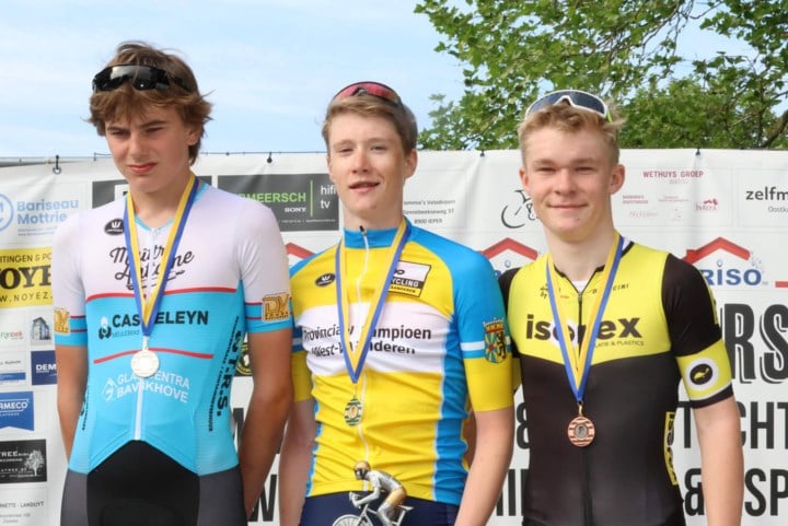 Niels Degezelle remonteert Jarre Joije en wint in Zillebeke provinciale titel bij de tweedejaarsnieuwelingen: “Een echt goed gevoel had ik nochtans niet”