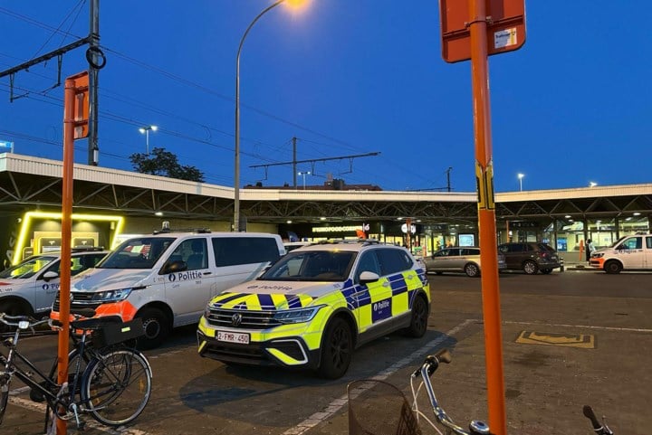 Na melding over verdacht pakket: station Gent-Dampoort afgesloten en treinverkeer onderbroeken