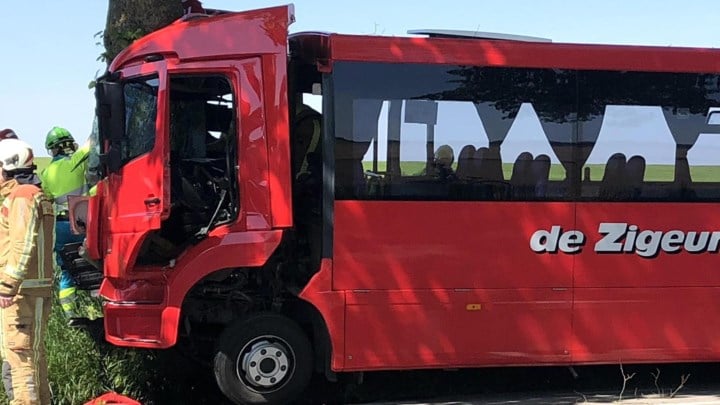School Sint-Gerardus in Diepenbeek zorgt maandag voor begeleiding na zwaar ongeval met schoolbus