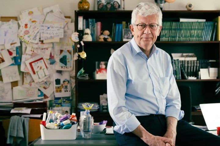 Marc (69) staat al 40 jaar in de frontlinie van de kindergeneeskunde: “Een kind zien sterven, is haast niet te verwerken”