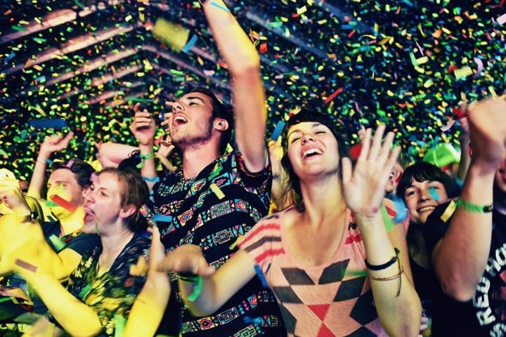 Zelfs festivaltickets kan je op afbetaling kopen: “Jongeren dreigen zich financieel in de voet te schieten”