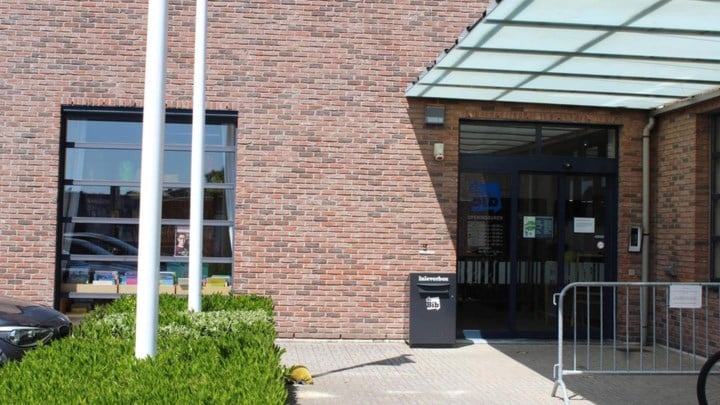 Bibliotheek Dessel opent Taalpunt voor wie Nederlands wil leren en oefenen