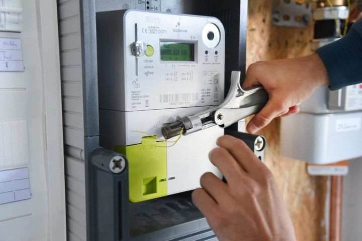 Energiewaakhond: “Prijsvergelijkers laten uitschijnen dat het nu of nooit is om contract te herzien, maar er is geen urgentie”