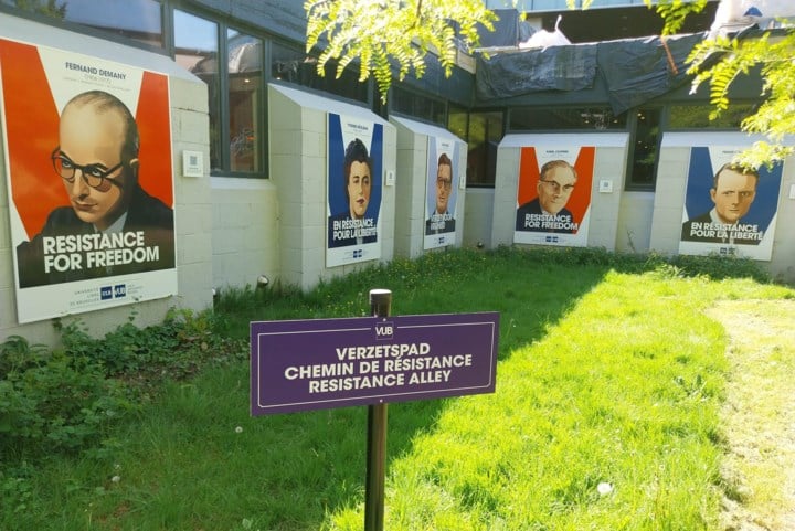 VUB neemt 19 nieuwe verzetshelden op in Verzetspad: “Fier dat moeder hier deel van uitmaakt”