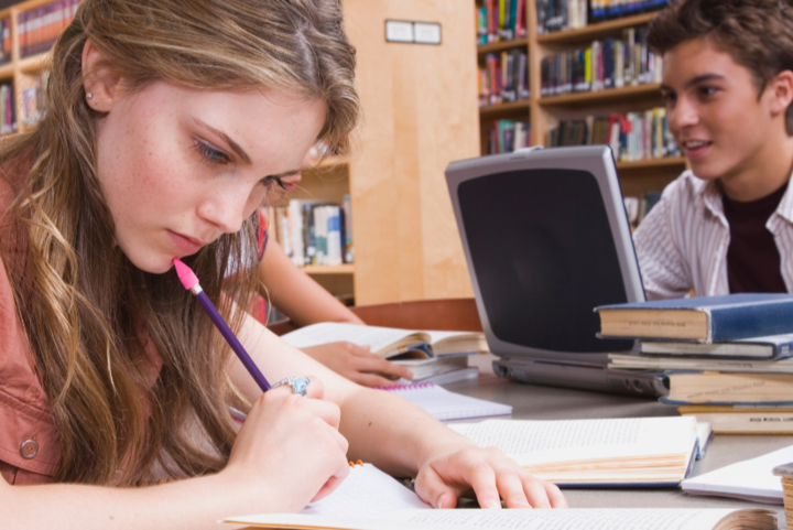 Studenten welkom in bib tijdens examens
