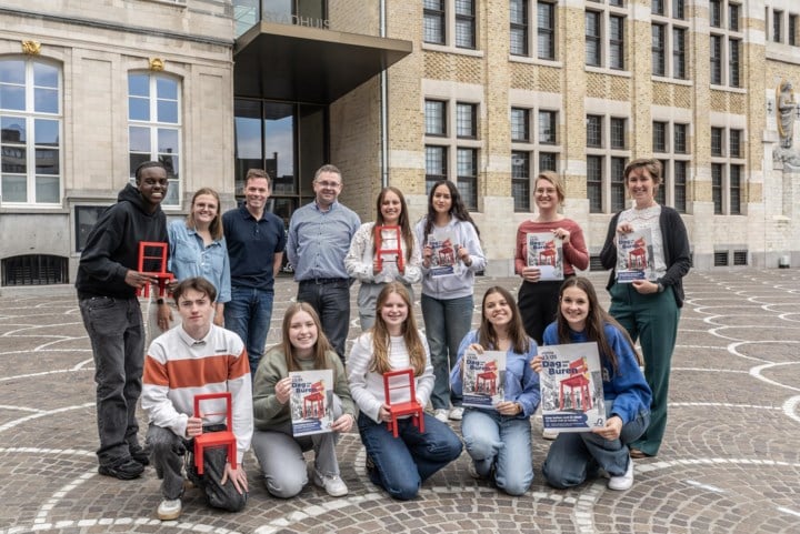 Leerlingen Burgerschool organiseren speelse zoektocht in aanloop naar de Dag van de Buren