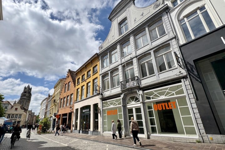 A.S. Adventure opent nieuwe vestiging in Steenstraat: “Nieuwe hotspot in Brugge”