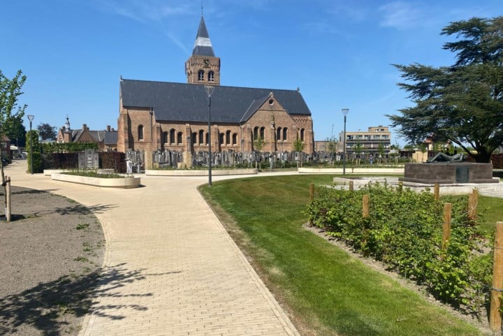 Nieuwe dorpskern van Houthulst officieel ingehuldigd