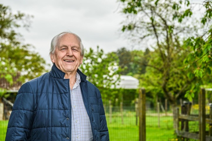 Verkoper van Porsche weigert voorschot terug te betalen wanneer Gilbert (78) zich bedenkt: “Belachelijk hoog bedrag”