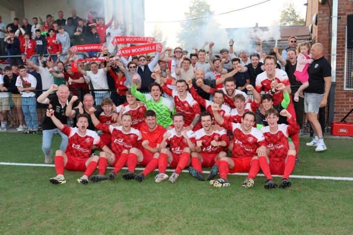 SV Moorsele wint van Aalbeke en promoveert naar eerste provinciale: “Ik ben preus over het parcours dat we samen hebben afgelegd”