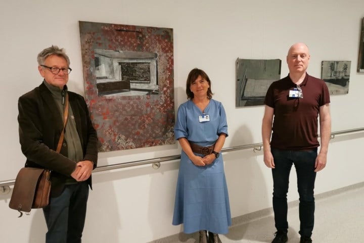 Kwetsbaarheid en eenzaamheid in expo Guy Smet in ziekenhuis Sint-Blasius