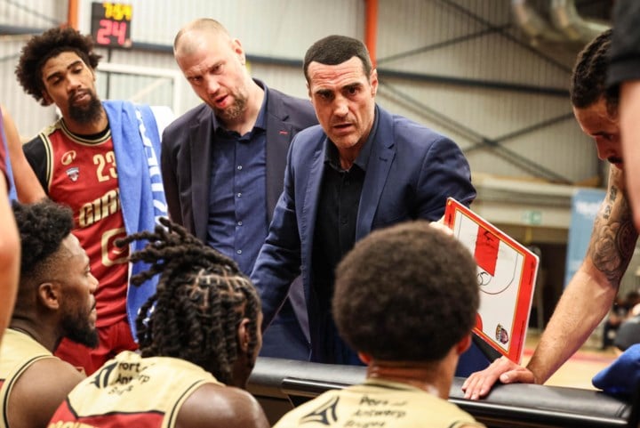 Giants sluiten reguliere fase af met knappe winst in Limburg United en lijken klaar voor play-offs: “Verder bouwen aan onze chemistry”