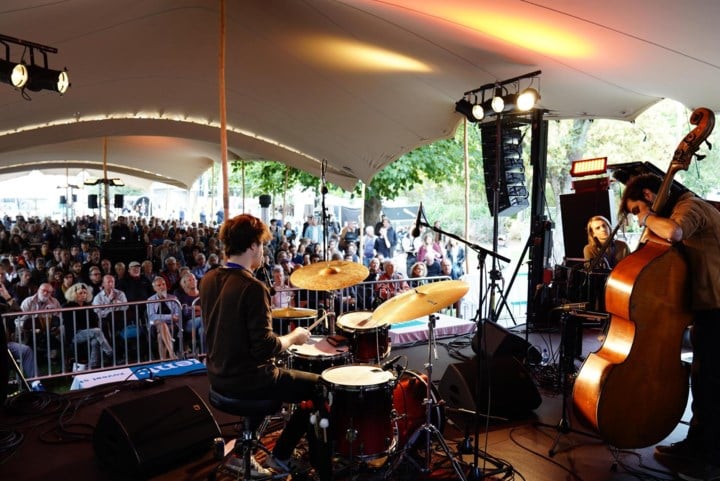 Na 31 jaar trekt stadsbestuur zich terug uit Jazz in ’t Park: “Er was nochtans een akkoord en de artiesten waren al vastgelegd”