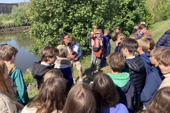 Leerlingen onderzoeken waterkwaliteit Schelde: “Valt mee, maar weinig waarschijnlijk dat het drinkbaar is”