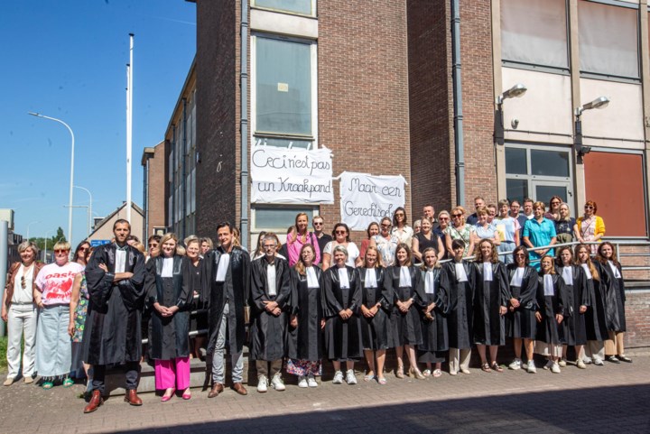 Personeel parket Halle-Vilvoorde voert actie: “Ceci n’est pas un kraakpand”