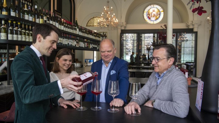 Nieuw alcoholvrij drankje wint vlak na lancering al meteen award van Gault&Millau: “We zijn extra aan het produceren”