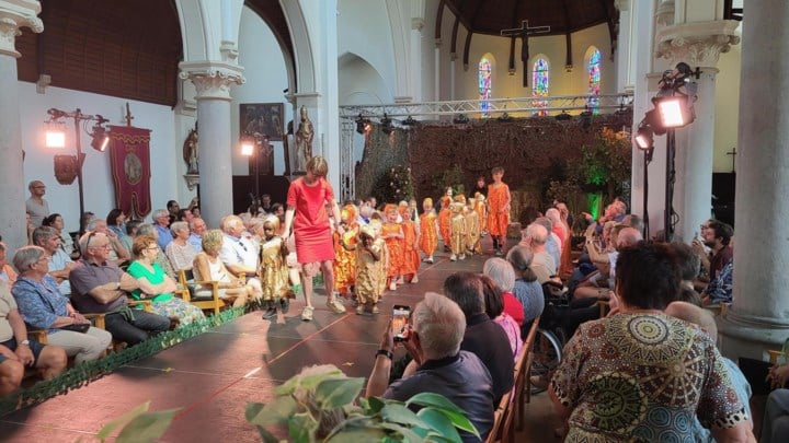 Hele school treedt mee op in musical