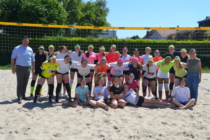 Investering in sportinfrastructuur met opening derde beachvolleybalveld