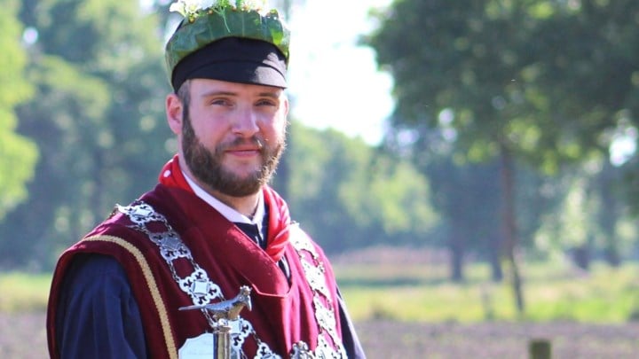 Kjell Roelen schiet zich tot nieuwe koning van Sint-Jorisgilde Wuustwezel
