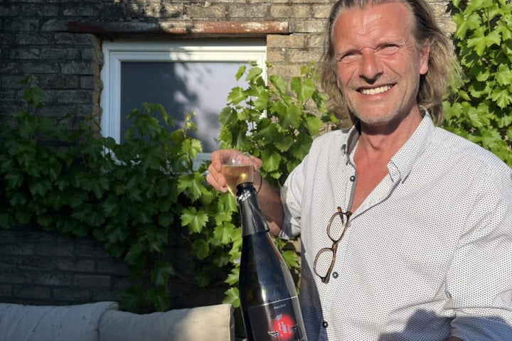 Wijnboeren lanceren kwaliteitslabel voor Belgische schuimwijn, maar bekend bedrijf Belgian Bubbles komt niet in aanmerking: “Ik vrees dat ze zichzelf in de voet schieten”