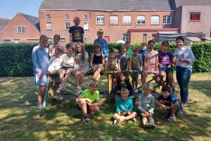 Vrije basisschool De Tweesprong wint wedstrijd met creatieve toekomstmaquette