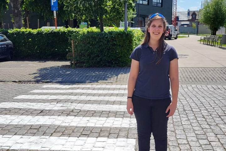 Nieuw zebrapad aan gemeentepark: “Verkeersveiligheid wordt zo sterk verbeterd”